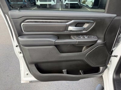 2024 RAM 1500 Big Horn Crew Cab 4x4 5'7" Box