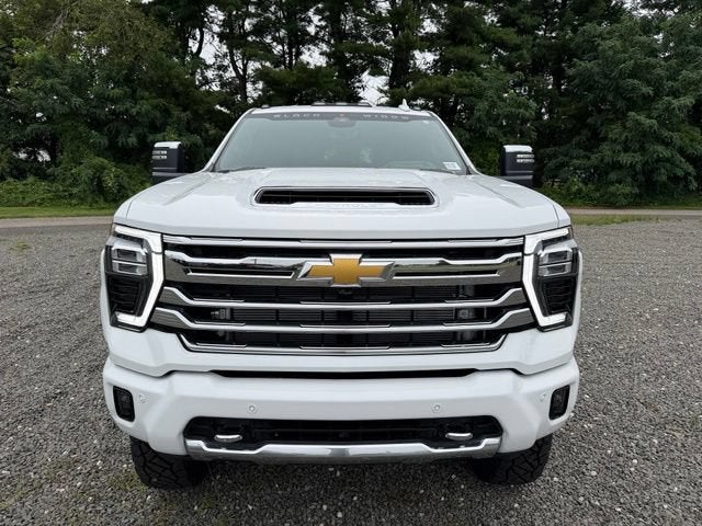 2026 Chevrolet Silverado 3500 HD High Country DRW Black Widow