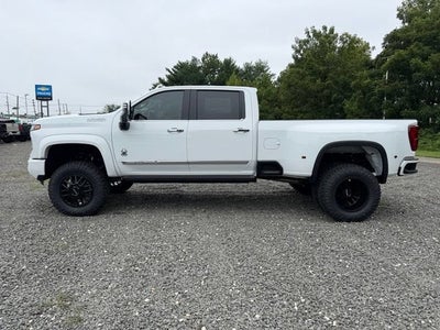 2026 Chevrolet Silverado 3500 HD High Country DRW Black Widow
