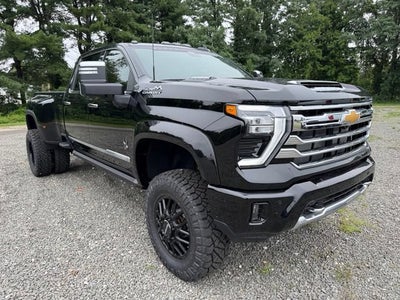 2026 Chevrolet Silverado 3500 HD High Country DRW Black Widow