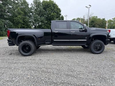 2026 Chevrolet Silverado 3500 HD High Country DRW Black Widow