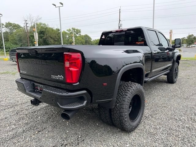2026 Chevrolet Silverado 3500 HD High Country DRW Black Widow