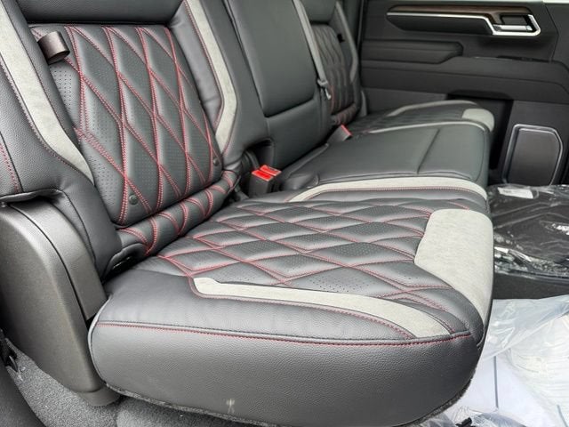 2026 Chevrolet Silverado 3500 HD High Country DRW Black Widow