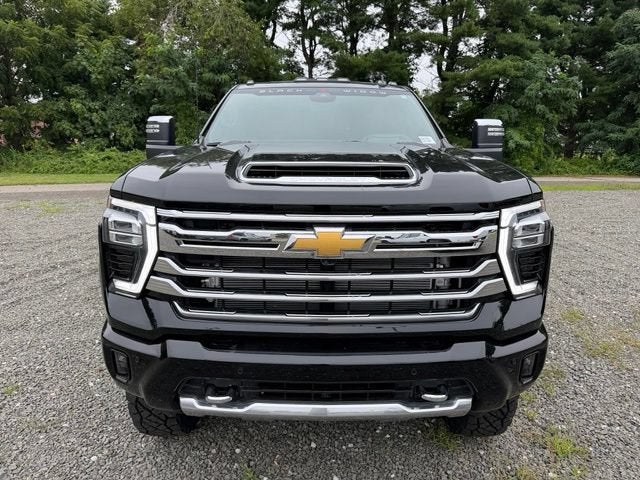 2026 Chevrolet Silverado 3500 HD High Country DRW Black Widow