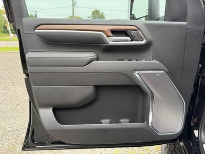 2026 Chevrolet Silverado 3500 HD High Country DRW Black Widow