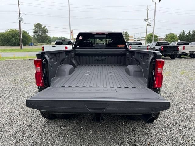2026 Chevrolet Silverado 3500 HD High Country DRW Black Widow