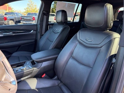 2023 Cadillac XT6 AWD Premium Luxury