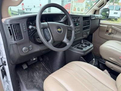 2026 Chevrolet Express Cutaway 3500 1WT