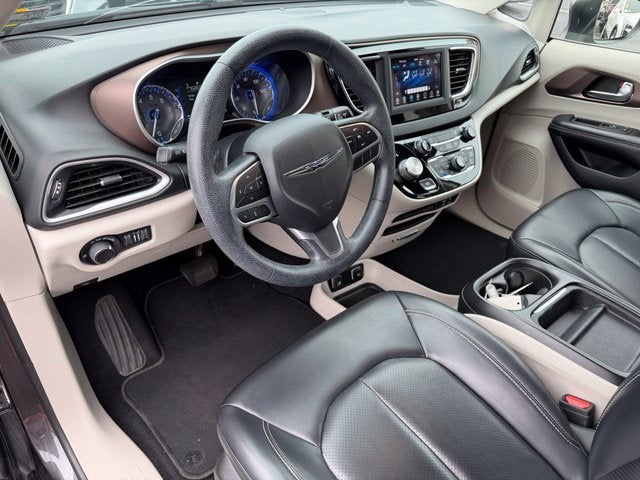 2020 Chrysler Voyager LXI