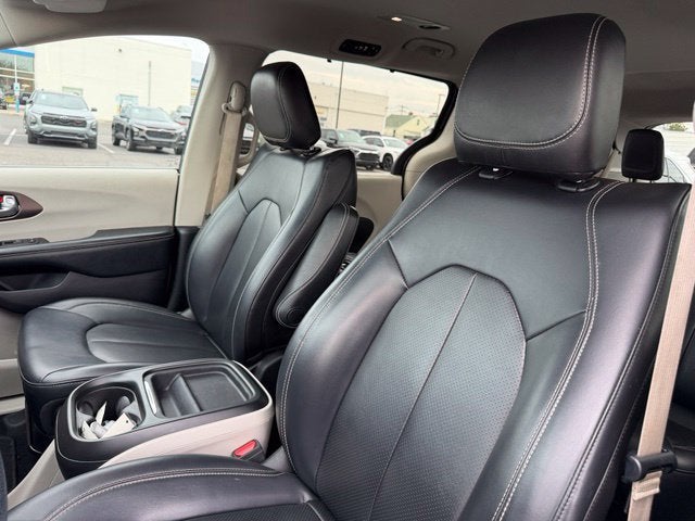 2020 Chrysler Voyager LXI