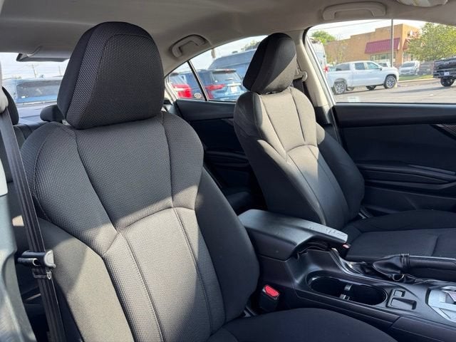2019 Subaru Impreza 2.0i