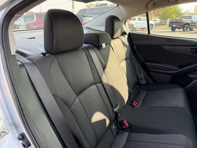 2019 Subaru Impreza 2.0i