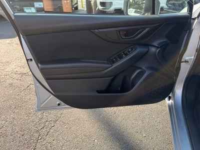 2019 Subaru Impreza 2.0i