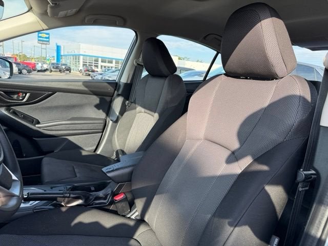 2019 Subaru Impreza 2.0i