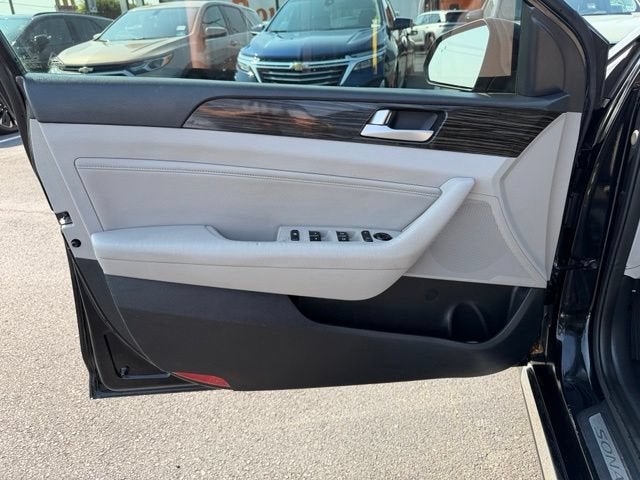 2016 Hyundai Sonata Limited
