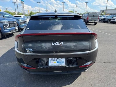 2022 Kia EV6 Wind