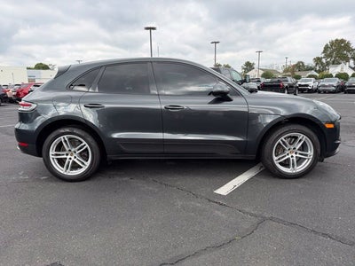 2021 Porsche Macan Base