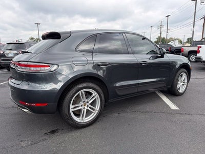 2021 Porsche Macan Base