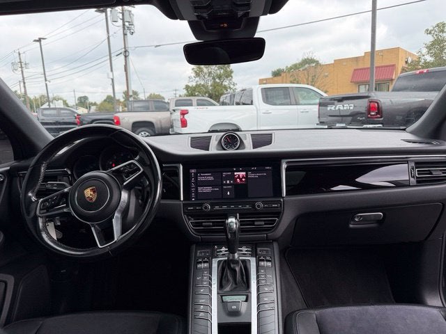 2021 Porsche Macan Base