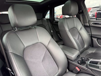 2021 Porsche Macan Base