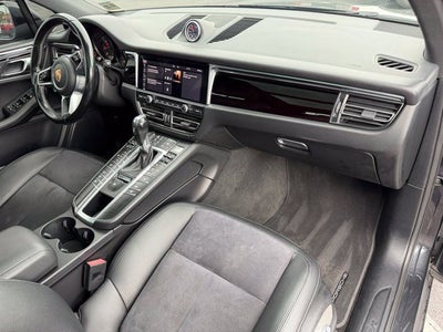 2021 Porsche Macan Base