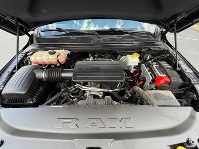 2022 RAM 1500 Big Horn Crew Cab 4x4 5'7" Box