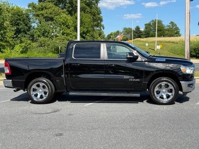 2022 RAM 1500 Big Horn Crew Cab 4x4 5'7" Box