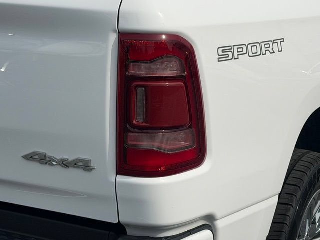 2023 RAM 1500 Laramie Crew Cab 4x4 5'7" Box