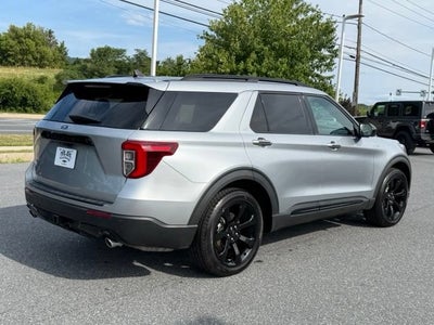 2023 Ford Explorer ST-Line