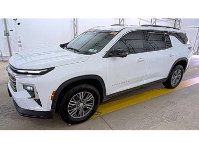 2024 Chevrolet Traverse LT