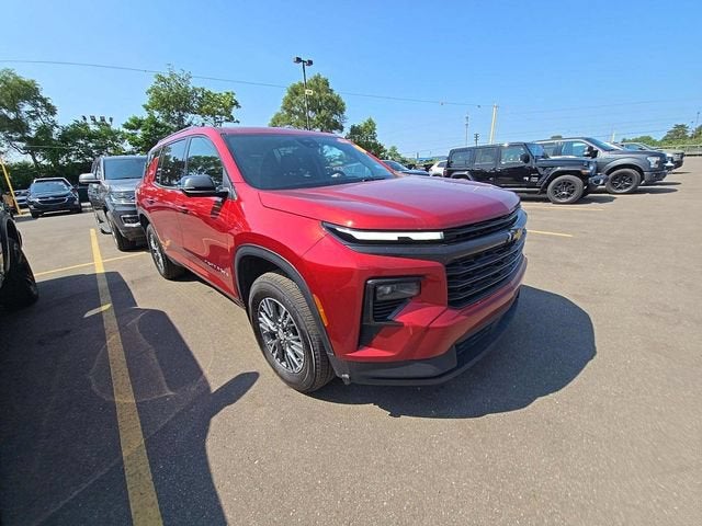 2024 Chevrolet Traverse LT