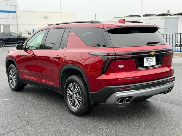 2024 Chevrolet Traverse LT