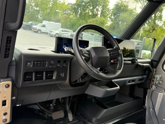 2024 BrightDrop Zevo 600 EJY