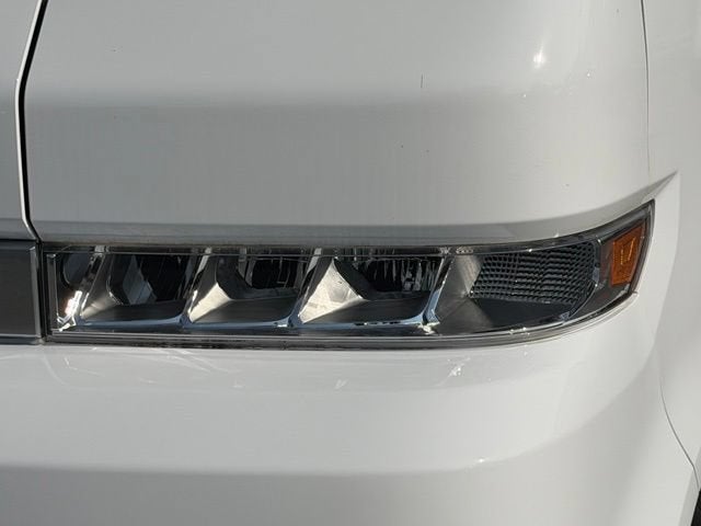 2024 BrightDrop Zevo 600 EJY