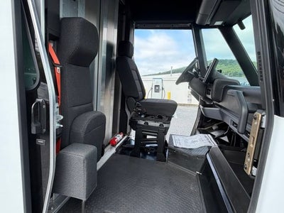 2024 BrightDrop Zevo 600 EJY
