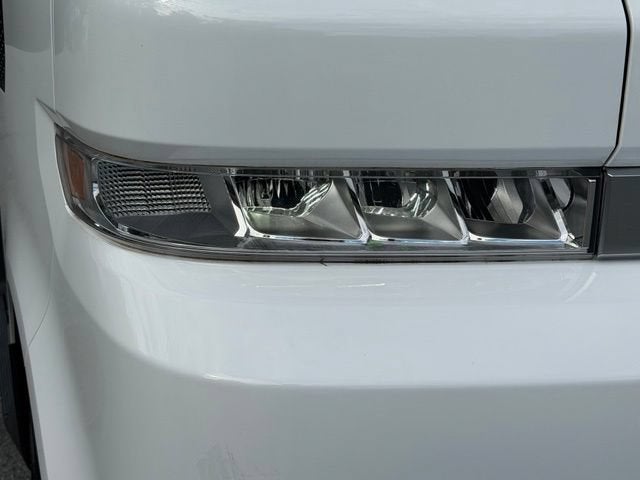 2024 BrightDrop Zevo 600 EJY