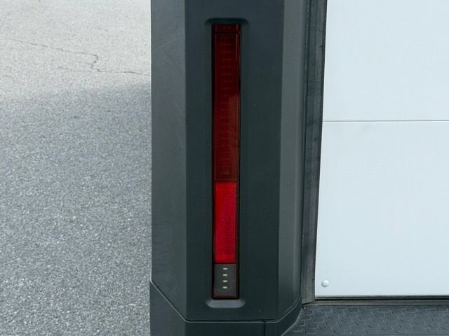 2024 BrightDrop Zevo 600 EJY