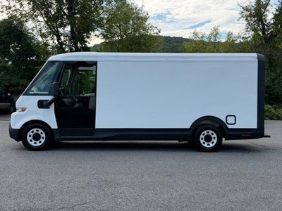 2024 BrightDrop Zevo 600 EJY