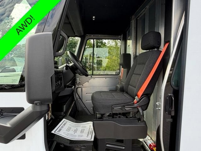2024 BrightDrop Zevo 600 EJY