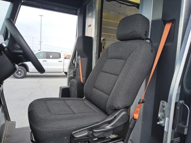 2024 BrightDrop Zevo 600 EJY