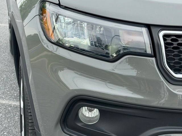 2023 Jeep Compass Latitude Lux FWD