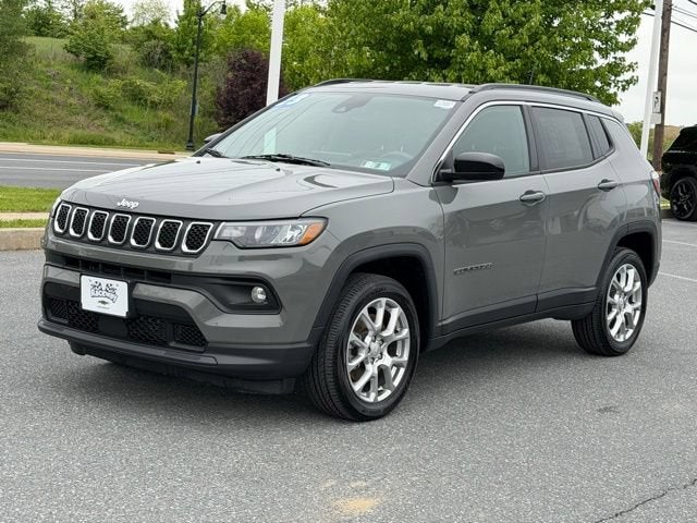 2023 Jeep Compass Latitude Lux FWD