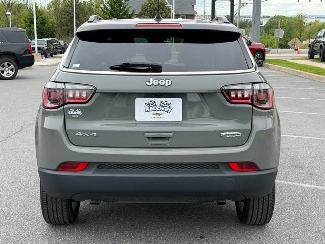 2023 Jeep Compass Latitude Lux FWD