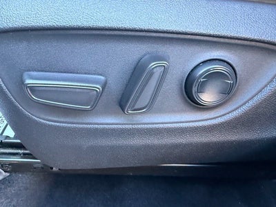 2022 Toyota Highlander Hybrid Bronze Edition