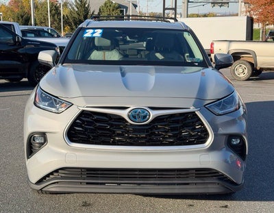 2022 Toyota Highlander Hybrid Bronze Edition